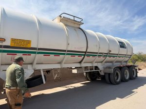 PROTECCIÓN CIVIL ESTATAL CLAUSURA DEPÓSITO ILEGAL DE HIDROCARBUROS